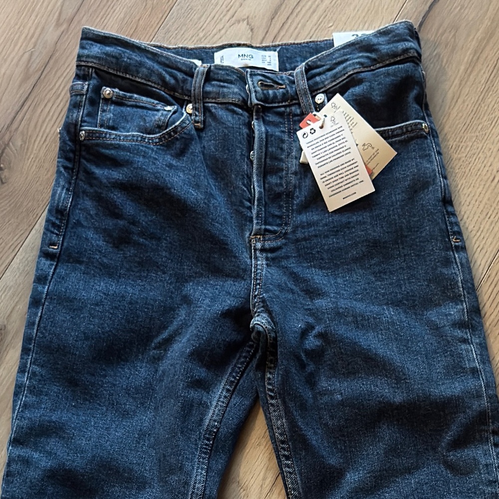 NWT Mango - size 1 - Mango Dark Blue Slim Cropped Jeans